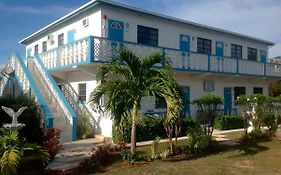 Hotel Tropical Dreams Rentals